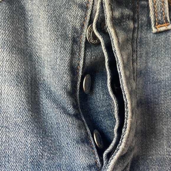 Levi’s - Picture 4 of 6